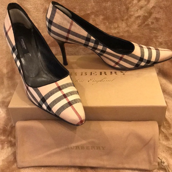 Burberry Shoes - Burberry Housecheck Plaid Pumps size 10.5